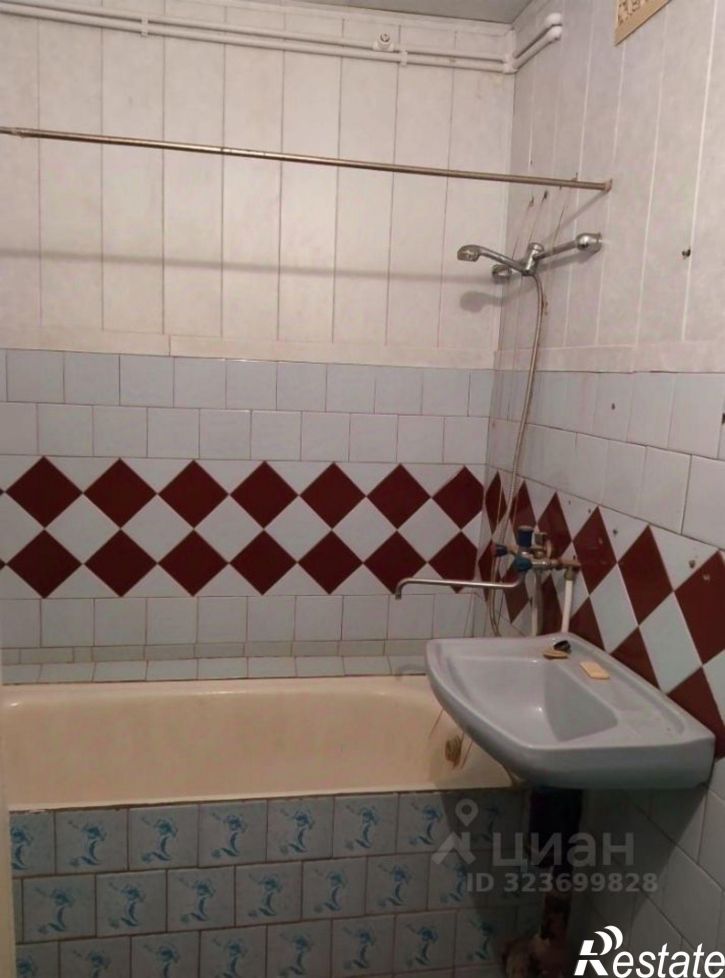 2-комн квартира улица Генерала Тутаринова, 39,  д. 39