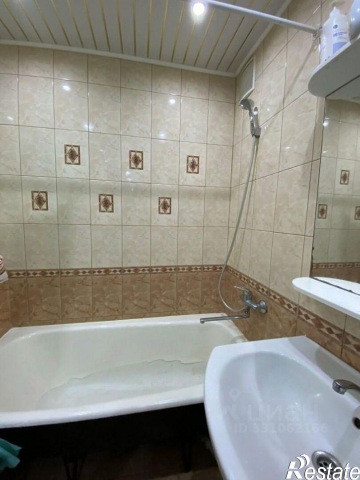2-комн квартира Астрахань г., Ленинский