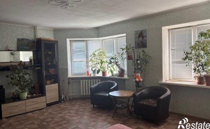 2-комн квартира Астрахань, Звёздная улица, 5к4