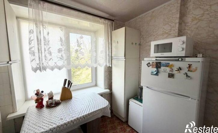 3-комн квартира ул 50 лет Октября, 2,  д. 2