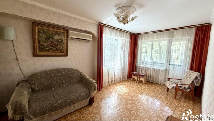 2-комн квартира Астрахань, улица Ботвина, 18