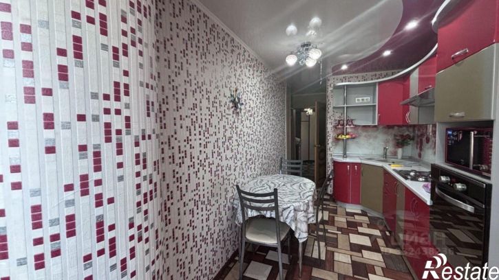 3-комн квартира ул Юбилейная, 8,  д. 8