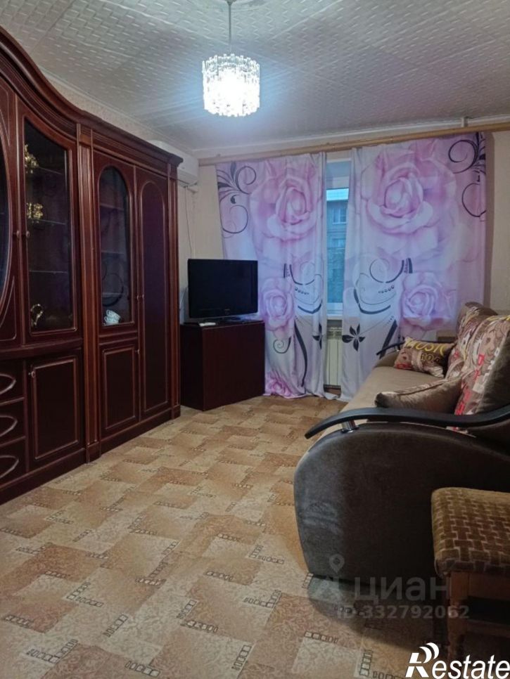 2-комн квартира Астрахань, улица Александрова, 5А