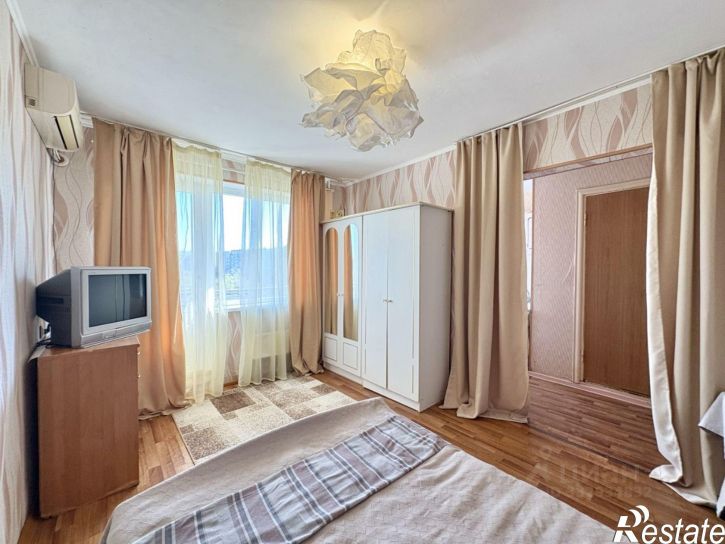1-комн квартира Астрахань, улица Валерии Барсовой, 12к2