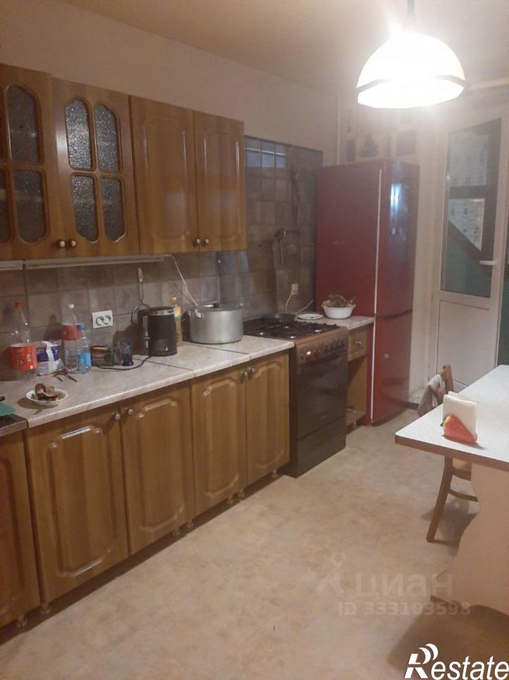 3-комн квартира Астрахань, улица Куликова, 62