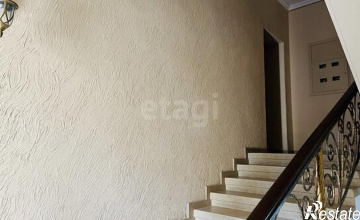 2-комн квартира Астрахань, улица Хлебникова, 9