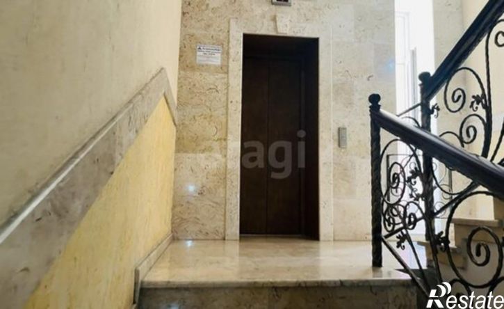2-комн квартира Астрахань, улица Хлебникова, 9