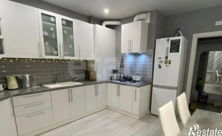 2-комн квартира Астрахань, улица Набережная реки Царева, 83