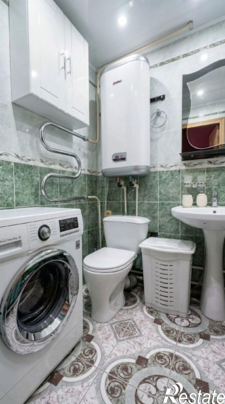 2-комн квартира улица Бахчиванджи, 5,  д. 5