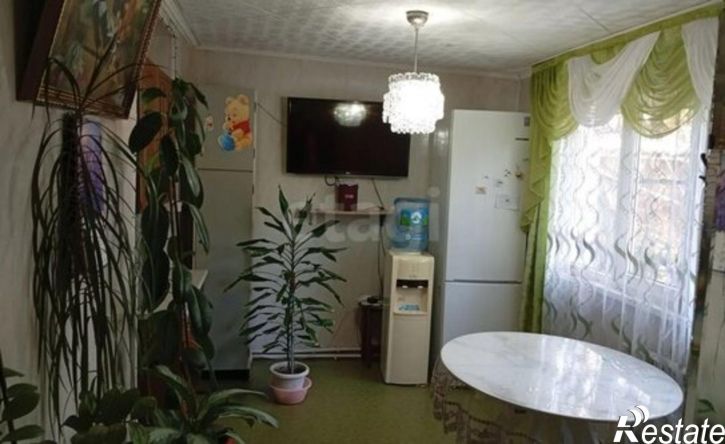 3-комн квартира Астрахань, улица Набережная 1 Мая, 37