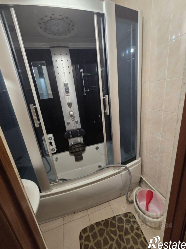 2-комн квартира Астрахань, Зелёная улица, 1к2