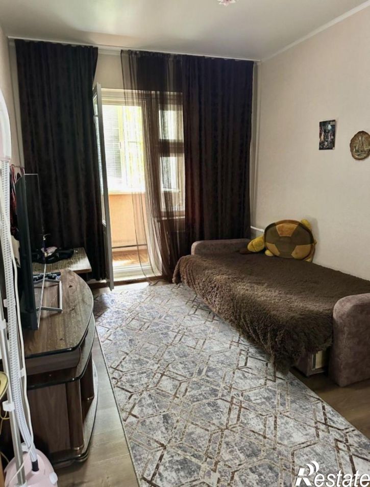 3-комн квартира Астрахань, Энергетическая улица, 9к5