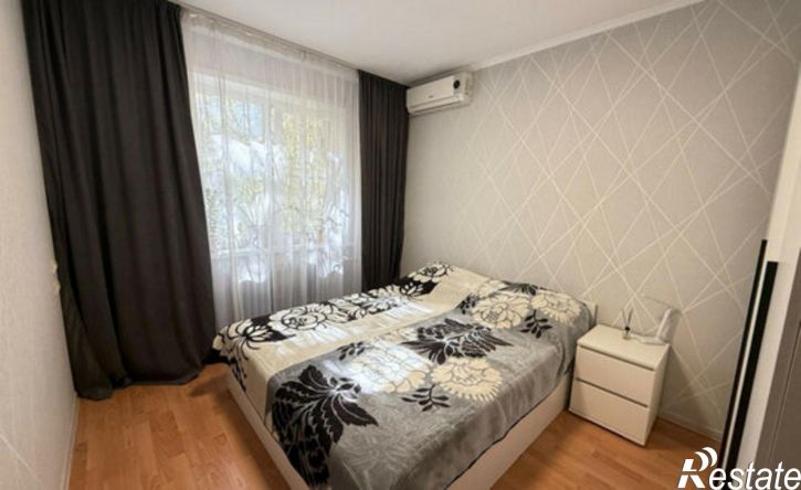 3-комн квартира Астрахань, Кубанская улица, 19к1