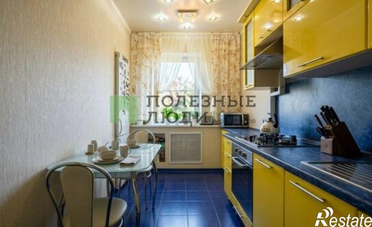 3-комн квартира Астрахань, улица Власова, 2/18