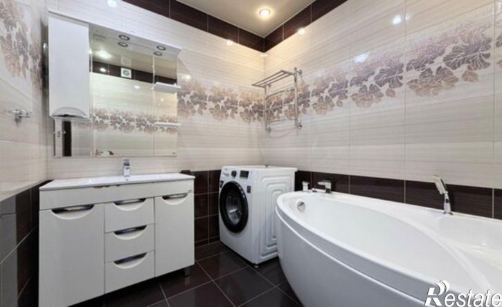 3-комн квартира Астрахань, улица Гоголя, 3к2
