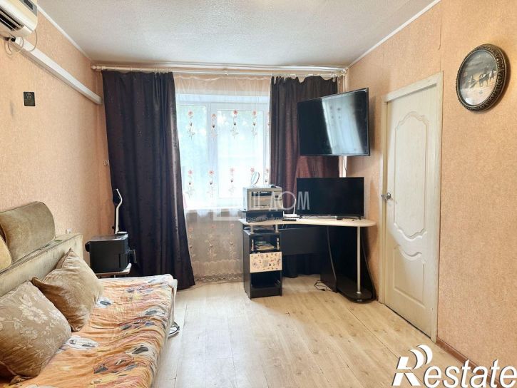 4-комн квартира улица Бахчиванджи, 15,  д. 15