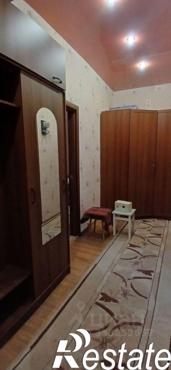 2-комн квартира улица Андреева, 8,  д. 8