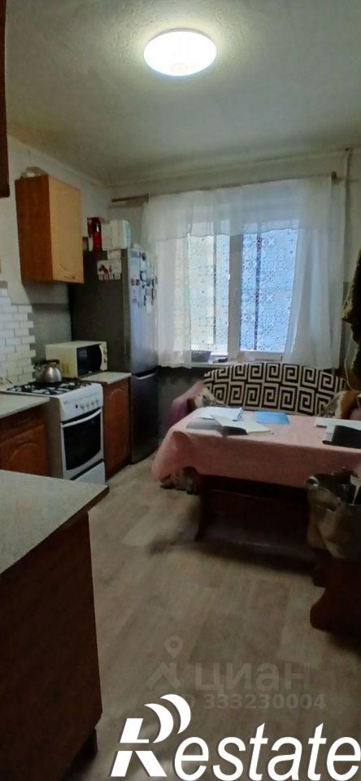 2-комн квартира Ахтубинский р-н, 1-й мкр, 8